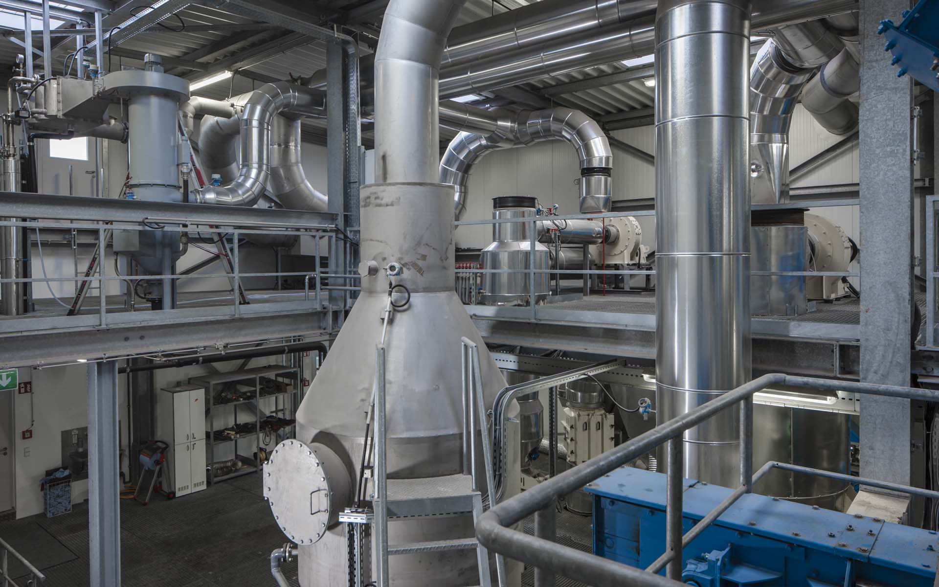 Umrüstung eines chemischen Wäschers zu einem umweltfreundlichen Biorieselbettreaktor in einer Ölmühle in Niederösterreich