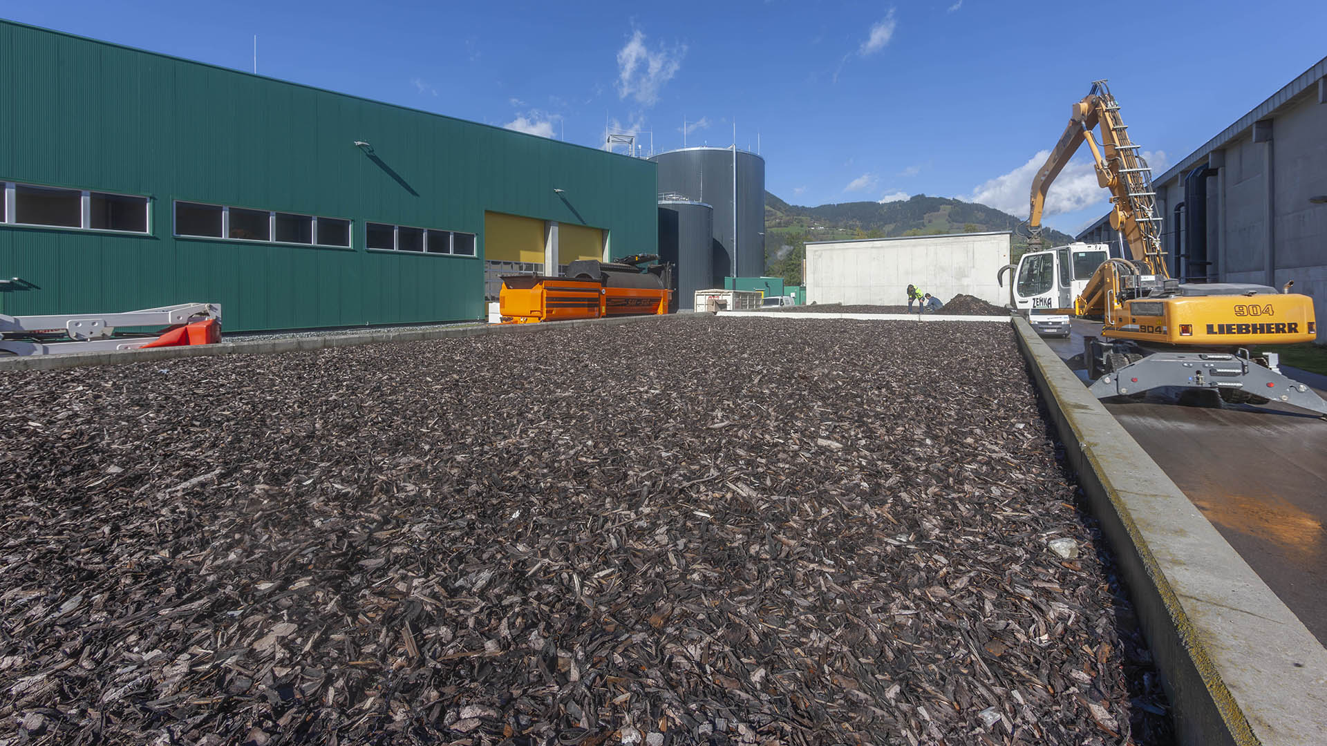 Vorbereitungen für den Filtermaterialtausch an einem Biofilter